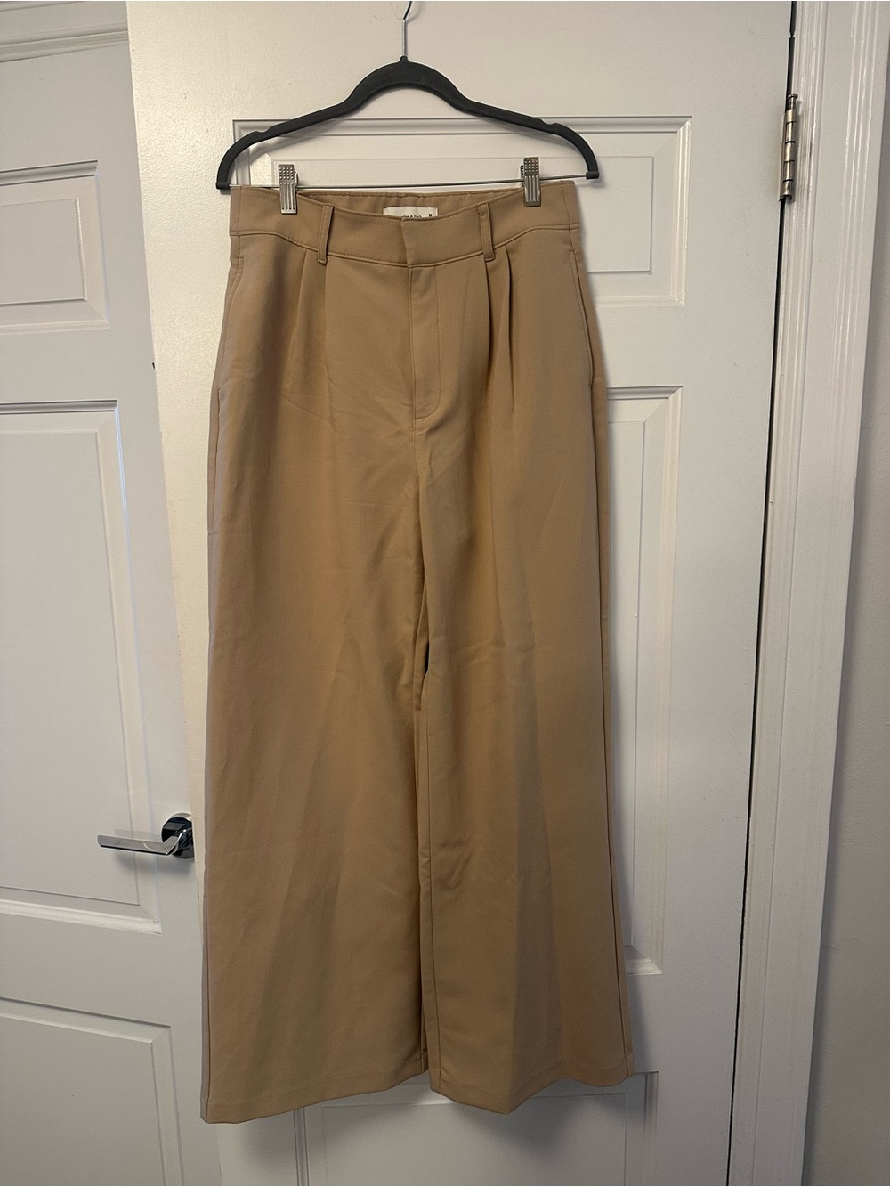 A&F Tailored Wide Leg Pants